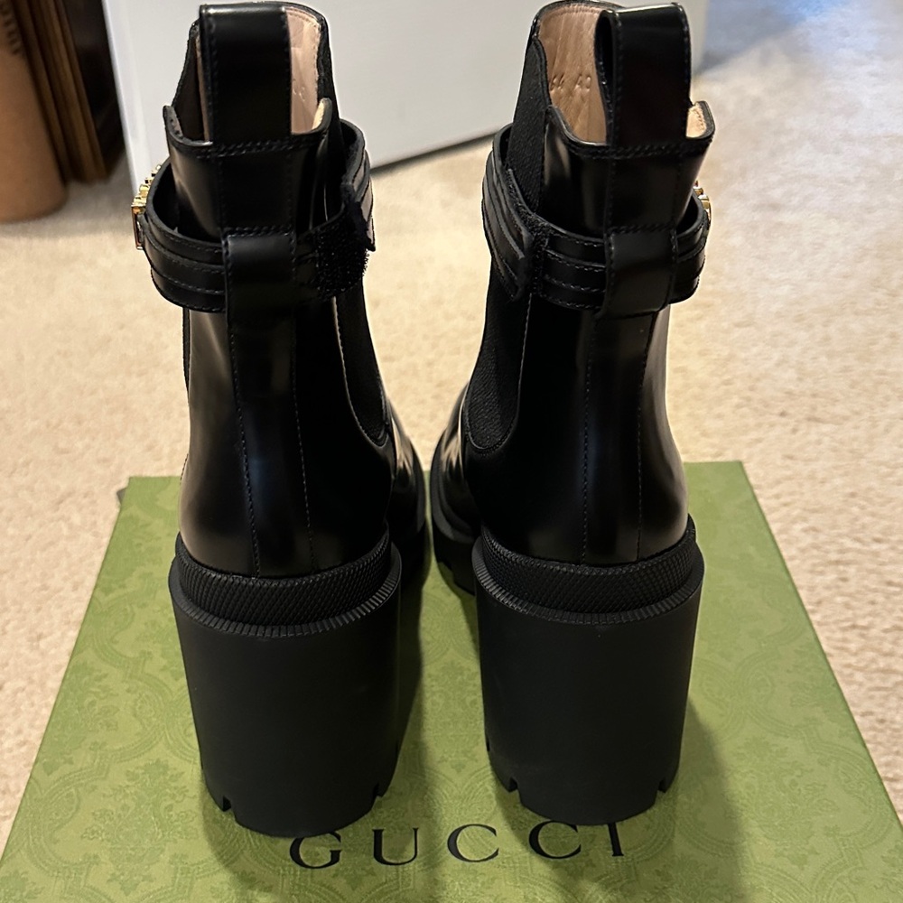 Gucci Boots 730064AABK6 size 40
MAGNUM CALF/NEW WALL
RIBBON - Picture 3 of 8